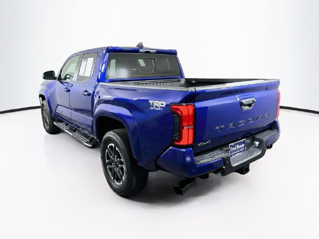 Used 2024 Toyota Tacoma TRD Sport w/ TRD Sport Upgrade Package AWD/4WD image 8