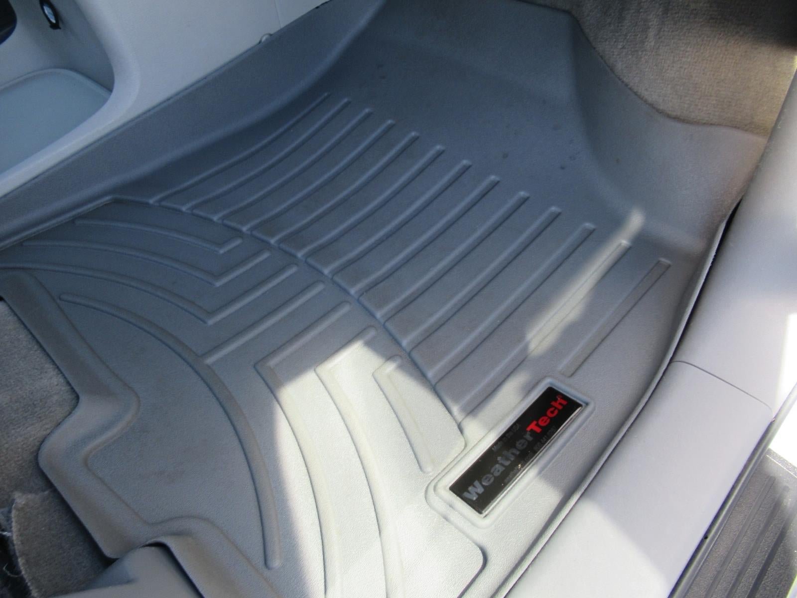 Used 2011 Toyota Sienna LE FWD image 31