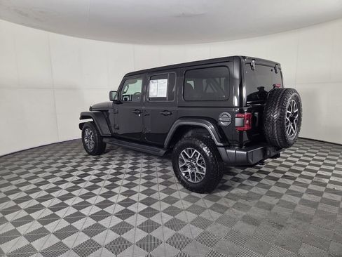 Certified 2025 Jeep Wrangler Sahara image 8