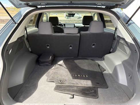 Used 2025 Hyundai Ioniq 5 SE image 23