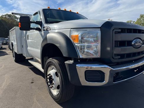 Used 2014 Ford F550 4x4 Regular Cab Super Duty image 12