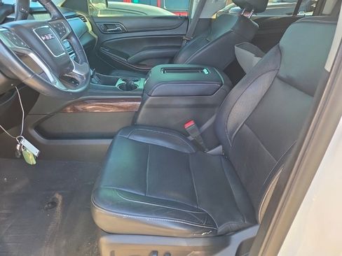 Used 2019 GMC Yukon XL SLT AWD/4WD image 8