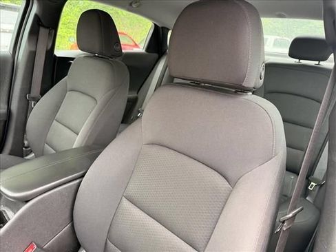 Used 2023 Chevrolet Malibu LT FWD image 15