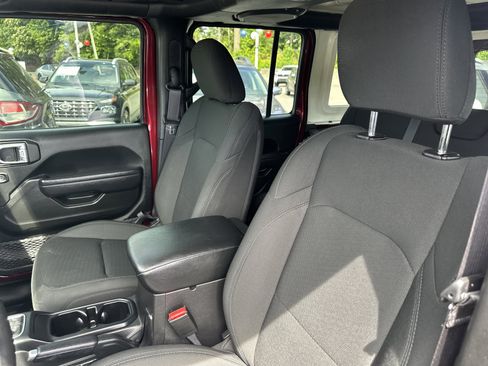 Used 2022 Jeep Wrangler Unlimited Sport AWD/4WD image 22