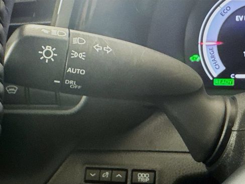 Used 2023 Toyota Crown AWD/4WD image 12