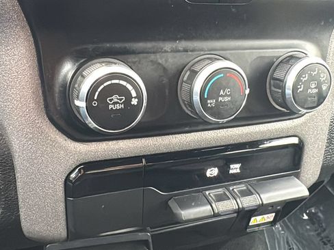 Used 2022 RAM 2500 Tradesman AWD/4WD image 29