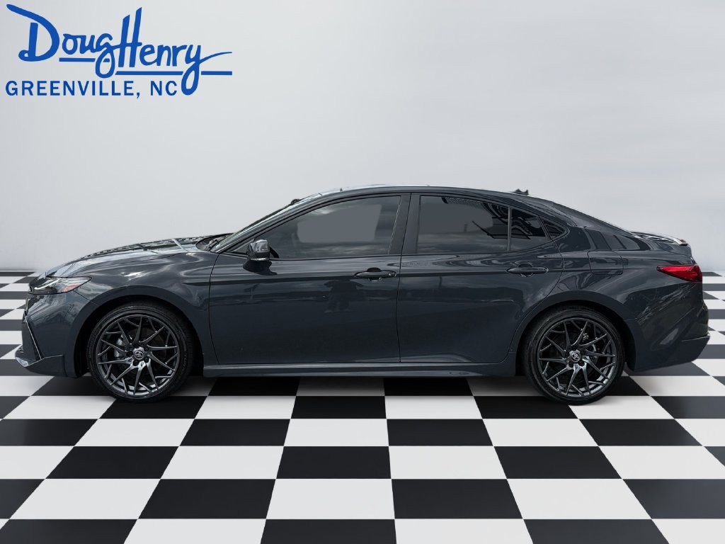 Used 2025 Toyota Camry XSE FWD image 2
