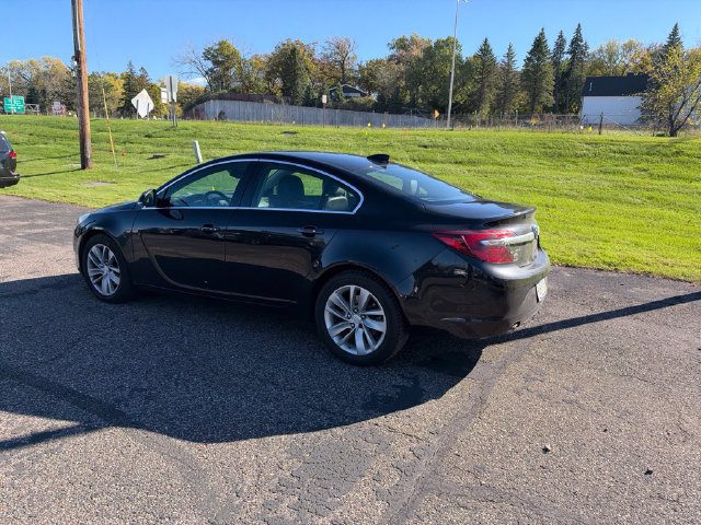Used 2017 Buick Regal Premium w/ Driver Confidence Package #2 FWD image 25