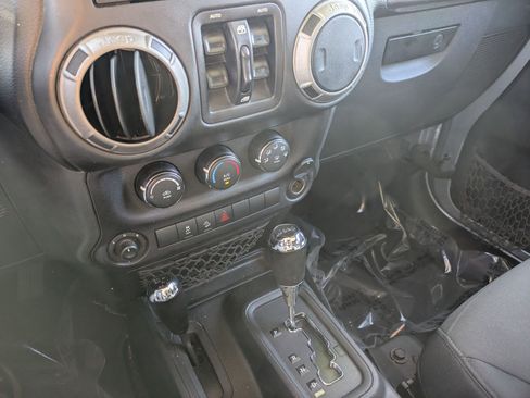 Used 2016 Jeep Wrangler Unlimited Sport w/ Quick Order Package 24S image 13