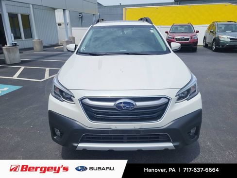 Certified 2022 Subaru Outback Limited AWD/4WD image 8