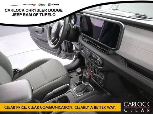 Used 2025 Jeep Wrangler Sport image 42