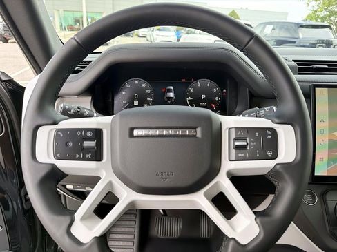New 2026 Land Rover Defender 110 S AWD/4WD image 28