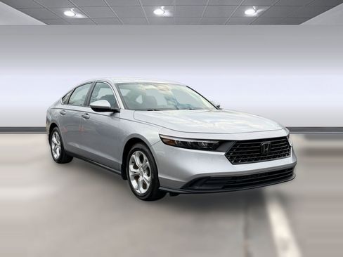 Used 2024 Honda Accord LX image 7