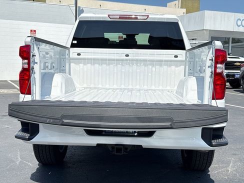 Used 2025 Chevrolet Silverado 1500 Custom RWD image 12