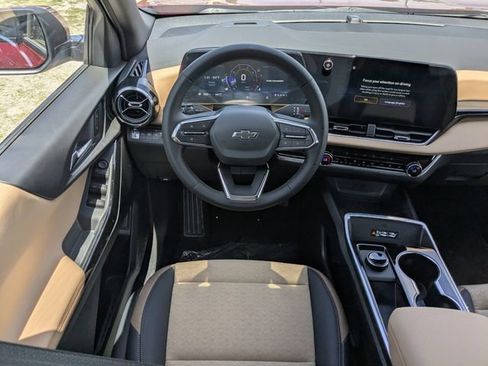 New 2026 Chevrolet Equinox ACTIV w/ Safety and Technology Package AWD/4WD image 17