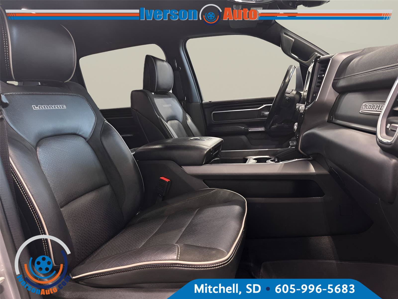 Used 2024 RAM 1500 Laramie AWD/4WD image 33