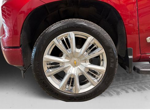 Used 2023 Chevrolet Silverado 1500 High Country w/ Technology Package AWD/4WD image 52