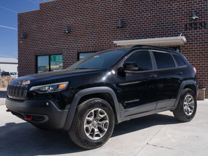 Used 2022 Jeep Cherokee Trailhawk w/ Trailer Tow Group