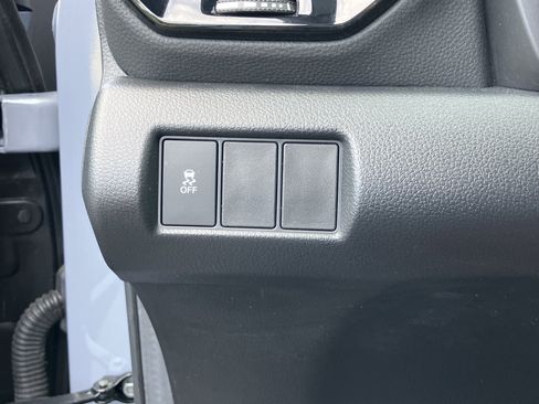 Used 2025 Honda Pilot Sport image 19
