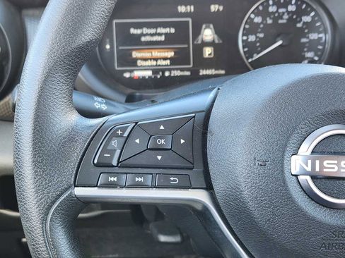 Used 2023 Nissan Kicks SV FWD image 17