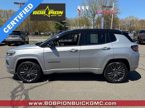 Used 2023 Jeep Compass High Altitude AWD/4WD image 3