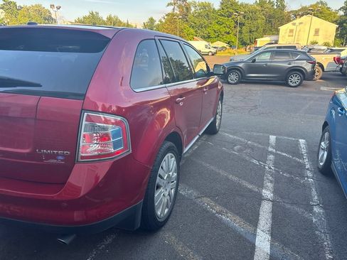 Used 2010 Ford Edge Limited FWD image 4