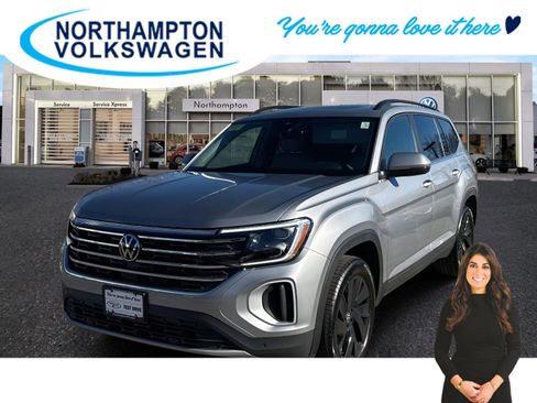 New 2026 Volkswagen Atlas SE image 1