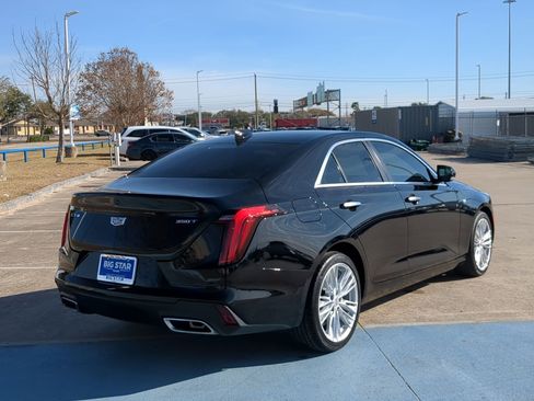 Used 2025 Cadillac CT4 Premium Luxury image 3