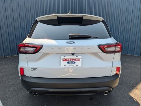 Used 2025 Ford Escape ST-Line w/ Tech Pack #1 FWD image 7