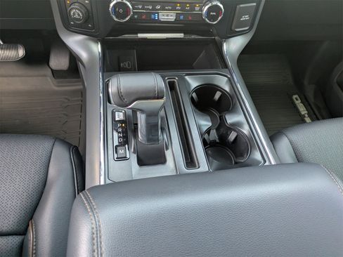 New 2025 Ford F150 Lariat w/ Equipment Group 501A Mid image 11