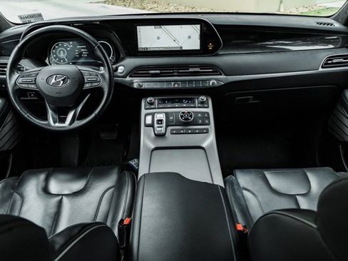 Used 2021 Hyundai Palisade Calligraphy image 23