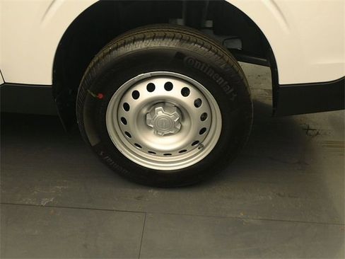 New 2026 Ford Maverick XL image 9