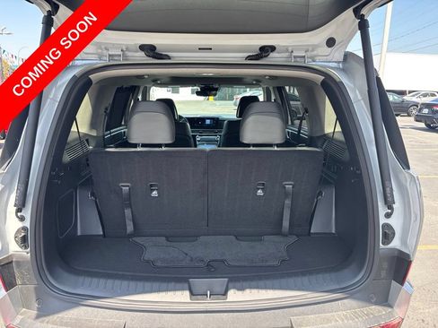 Used 2025 Hyundai Santa Fe Limited FWD image 11