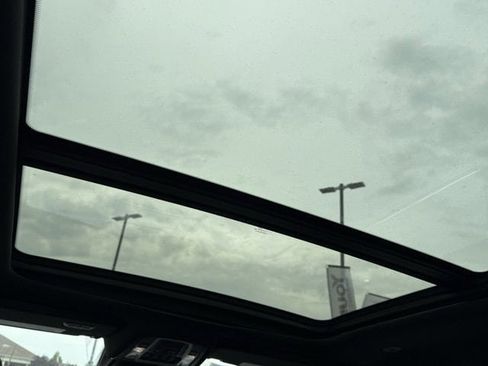 Used 2024 RAM 1500 Limited image 26