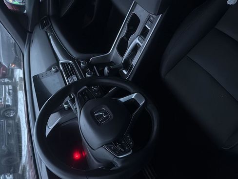 Used 2019 Honda Accord Sport image 11