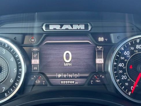 Used 2022 RAM 1500 Big Horn AWD/4WD image 14