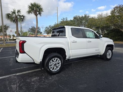 New 2026 Toyota Tacoma SR5 image 11