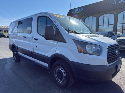 Used 2016 Ford Transit 250 130 Low Roof RWD image 2