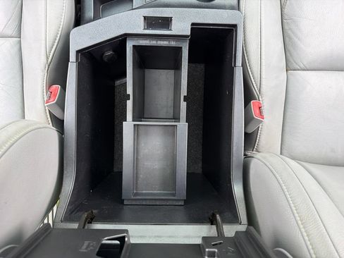 Used 2008 Toyota Sequoia Limited RWD image 25