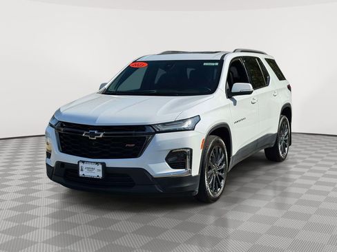 Used 2023 Chevrolet Traverse RS AWD/4WD image 3