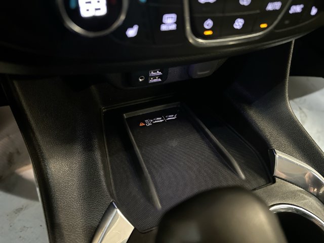 Used 2023 Chevrolet Traverse RS w/ LPO, Floor Liner Package AWD/4WD image 48