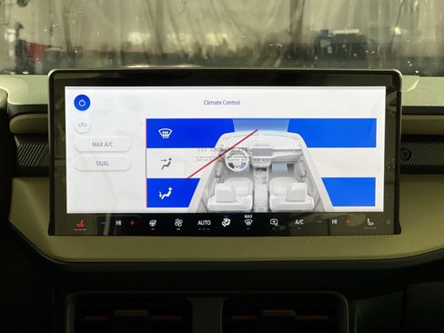 New 2025 Ford Maverick Lariat w/ 4K Tow Package image 21