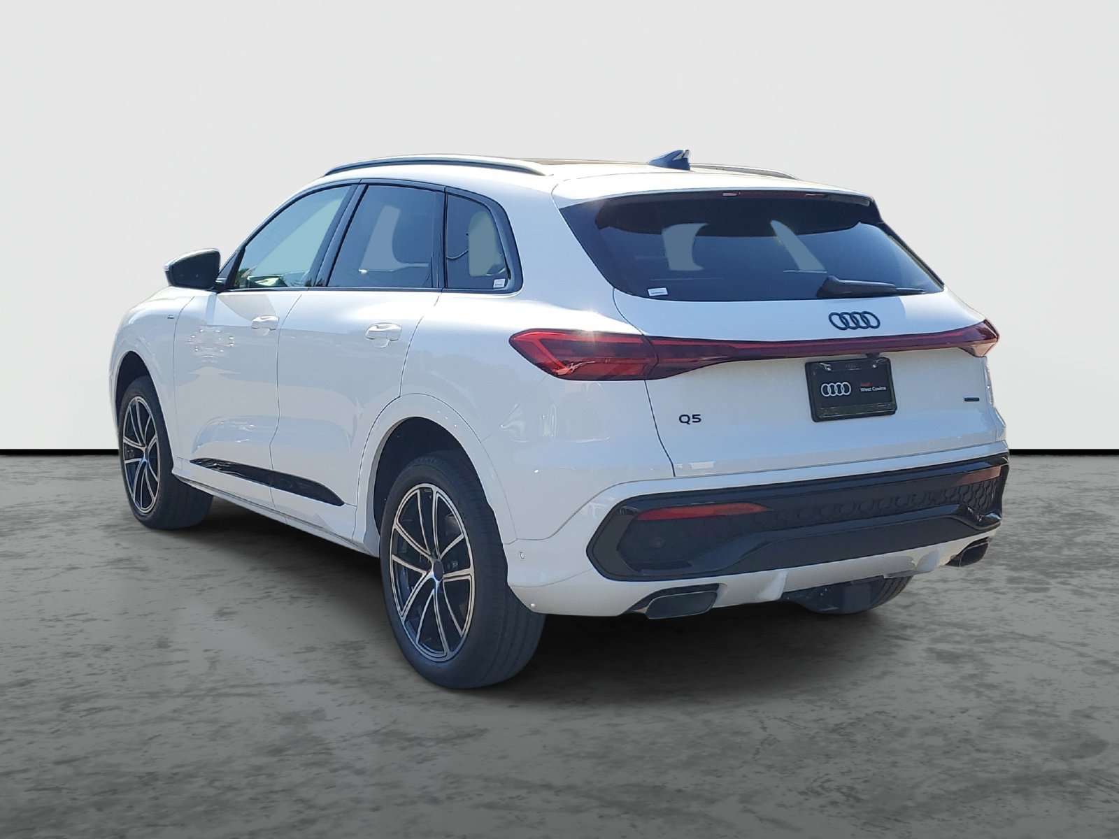 New 2026 Audi Q5 Premium Plus AWD/4WD image 3