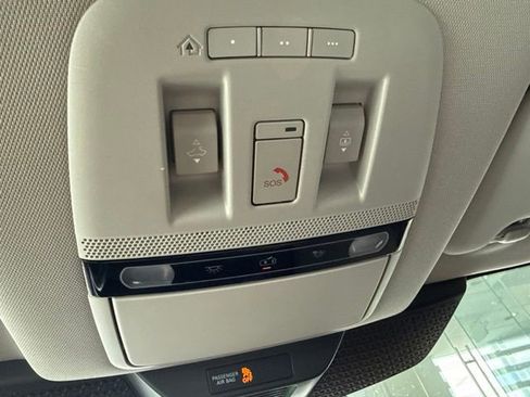 Used 2023 Nissan Ariya AWD/4WD image 24