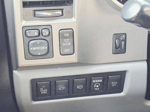 Used 2013 Toyota Sequoia Limited AWD/4WD image 40