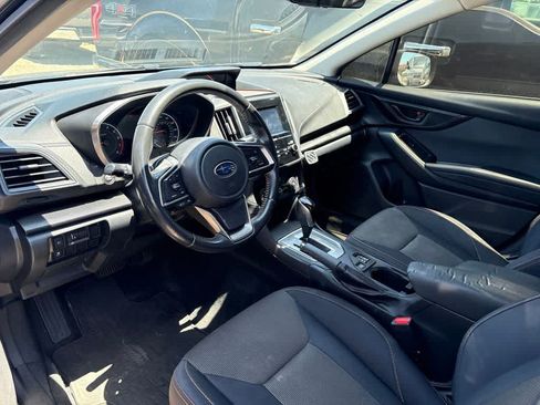 Used 2018 Subaru Crosstrek 2.0i Premium AWD/4WD image 3