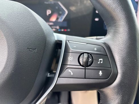 Used 2025 BMW X1 xDrive28i AWD/4WD image 17