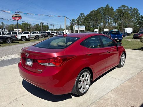 Used 2013 Hyundai Elantra Limited w/ Technology Pkg FWD image 5