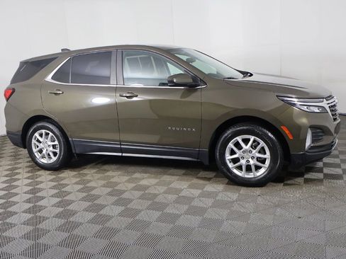 Used 2023 Chevrolet Equinox LT image 18