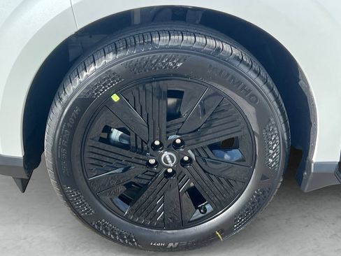 New 2026 Nissan Murano SV AWD/4WD image 24